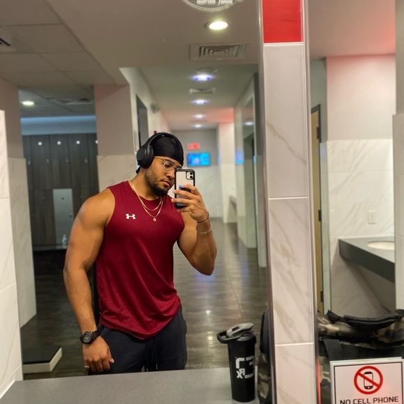 Meet your Posher, Jeremy - Picture 2 of 2